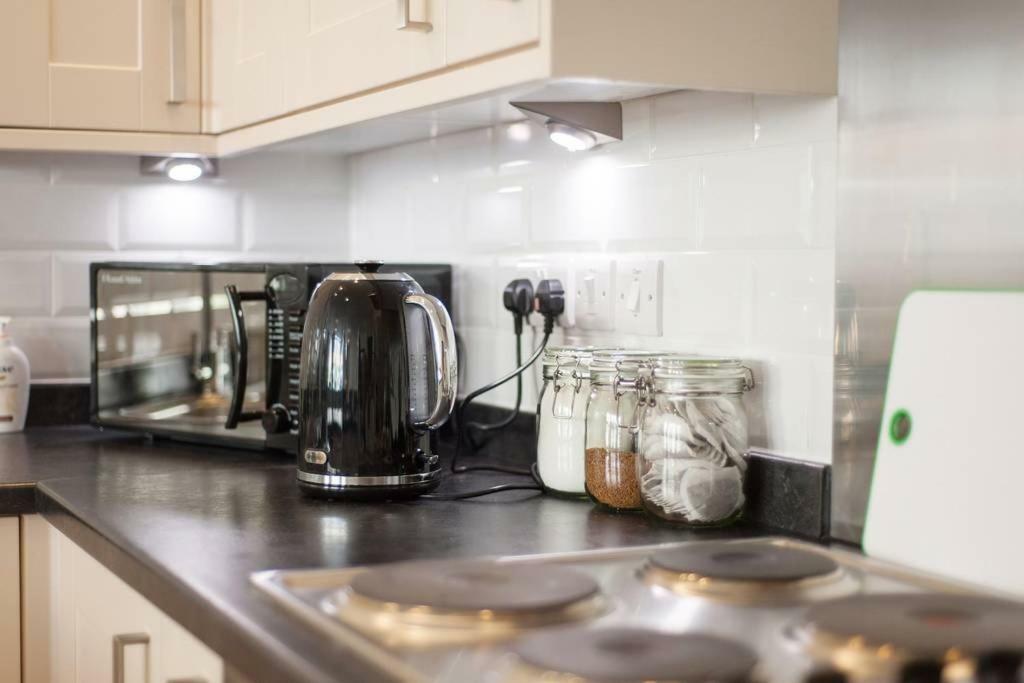 The Broadmead Forest - Spacious City Centre 3Bdr Apartment Бристол Екстериор снимка